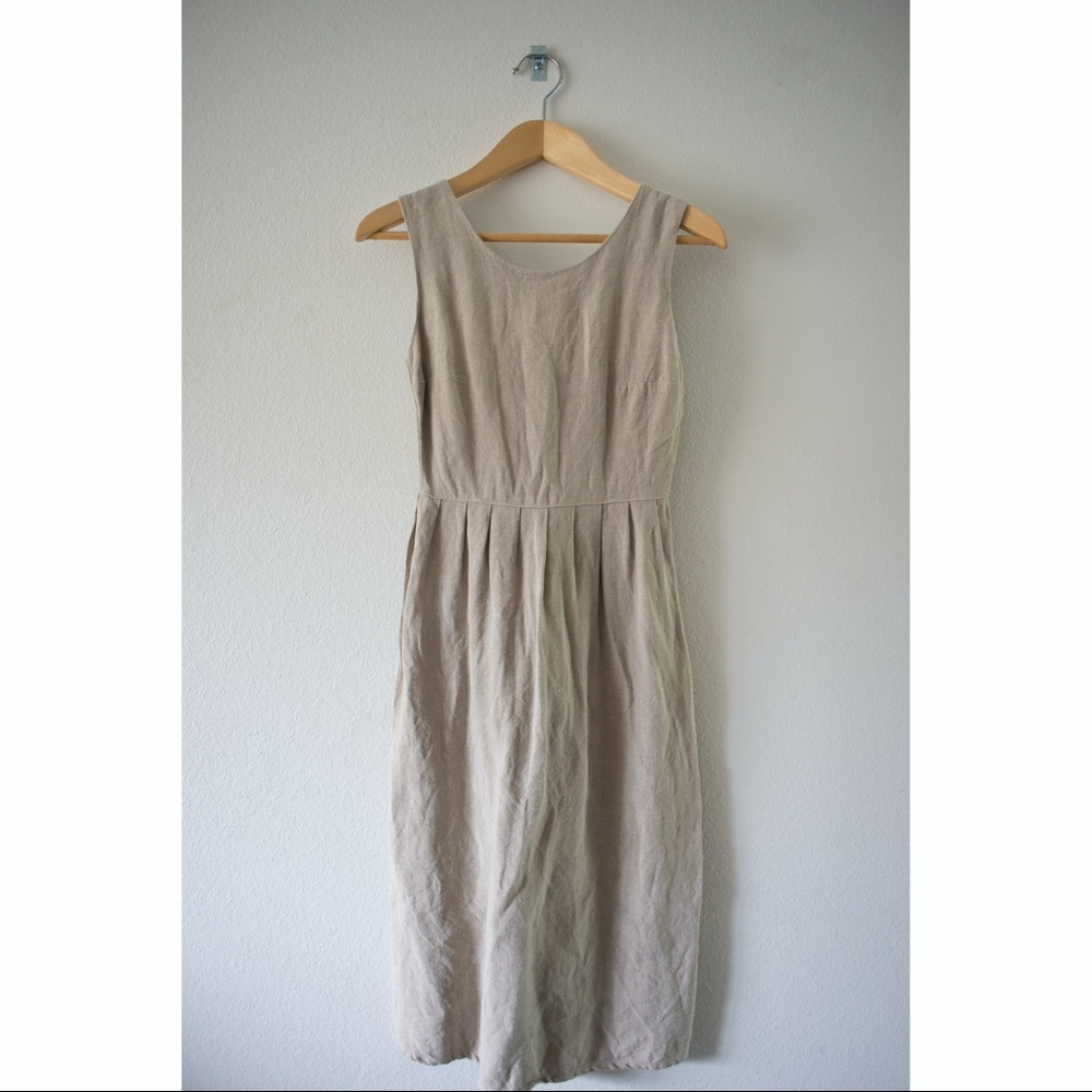 Agnes b 100% linen, classic summer dress